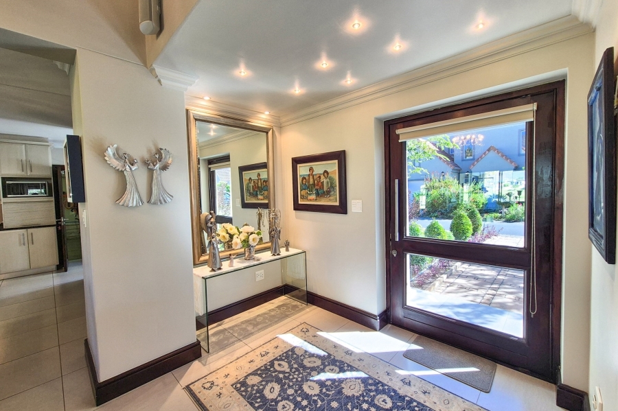 3 Bedroom Property for Sale in Boschenmeer Golf Country Estate Western Cape